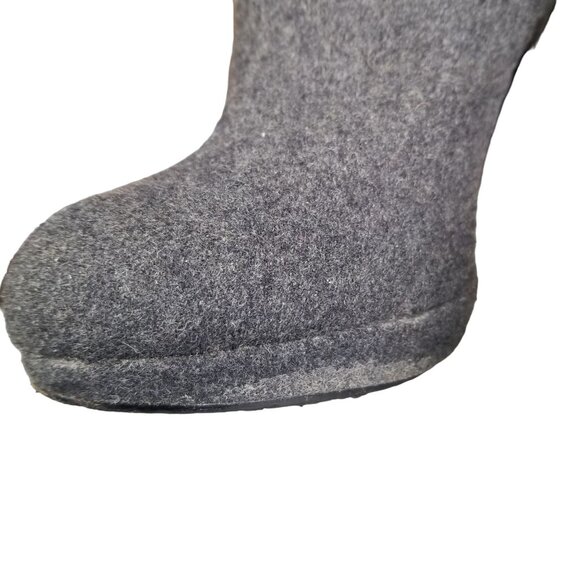 Platform stiletto ankle booties size 7.5 gray quilted - Picture 11 of 12